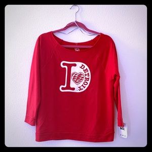 Loose neck sweatshirt “I Love Detroit” Red Wings Logo Michigan ❤️